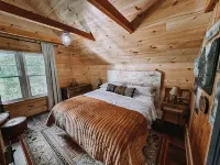 Cozy Waterfront Lake Cabin - New Listing - Adirondacks - Long Lost Lodge - 4 estrellas