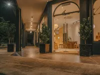 Bilik Bilik by Muo Hotels near State Library