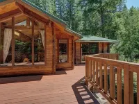 Lovely cedar log cabin in Greenwater minutes to Mount Rainier - 4-Sterne