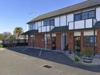 Knightsbridge Court Motor Lodge فنادق في بلينهايم