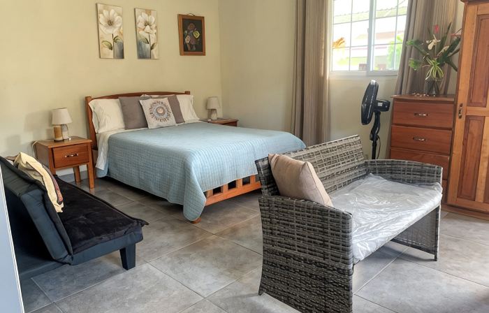 Escape to Paradise at Venus Lodging House, Alto Boquete