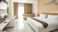 Lorin Sentul Hotel