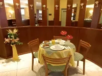 HD Hotel - breakfast