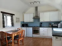 Converted barn, with hot tub near to North Devon's beaches - Parvekkeita