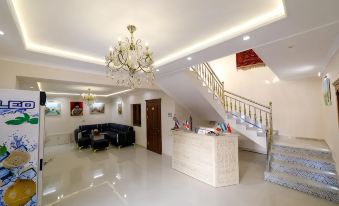 Khans Palace