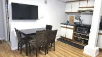 Cozy 2Br, Totally Private Suite with Parking, Convenient Public Transit - Holiday Apartments