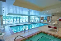 Hilton Garden Inn Rockville-Gaithersburg - С бассейном