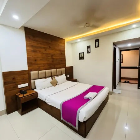 Nexstay Crystal Residency