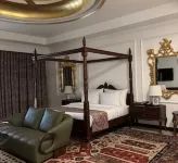 Mayfair Oasis Resort & Convention - 4-Sterne