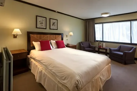 Europa Gatwick Hotel & Spa