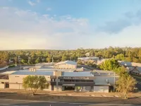 Young Federation Motor Inn and Services Club Hotels in Young