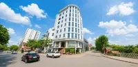 White Rose Hotel - Parkplatz