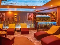 ريلاكس بيتش هوتل - شامامل جميع الخدمات Hotels near كهف ديم