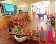 SmallFry's Beach Resort - bar