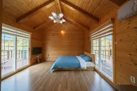 Miryang Pine Tree Pool Villa Pension - 4-Star