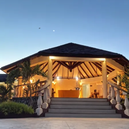 Castello Beach Hotel
