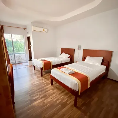 Thorsangpruksa Hotel Hotel berhampiran Bung Kan