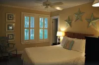 East Beach Cottage and Guest House - Beach