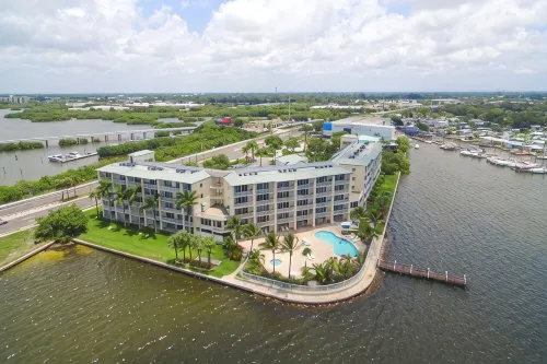 Waterfront Condo w/ Pool & Hot Tub! Mins to Beach!