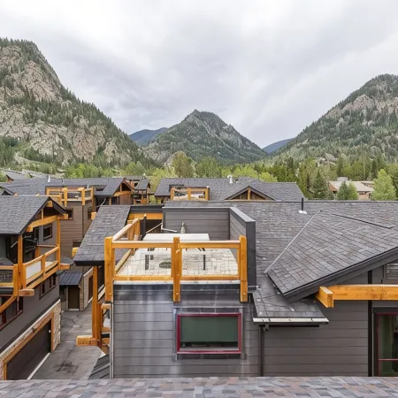 NEW! Single family home w/ Rooftop Deck & Salt Water Hot Tub