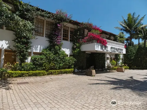Hotel Serraverde - Homestays