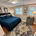 Executive Craftsman with Huge Fenced Yard - Wifi