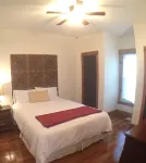 Great location right off Mass - Hot Tub