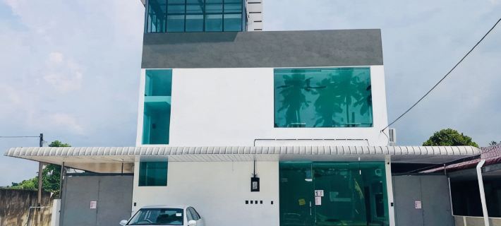 Luna Stay by Yolodge Hotels in Kulim
