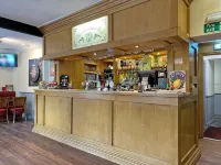 The Woodman Inn - 3-Star
