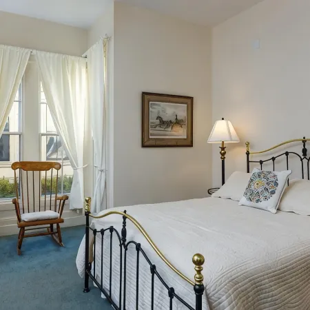The Salem Inn