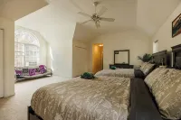 Mohawk Kudil in Poconos !Njoy Your spring with Hot Tub, Private Pool & Game Room
