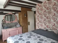 Vacation Home for 10 People, 1 Hour and 15 Minutes from Paris - บูติค