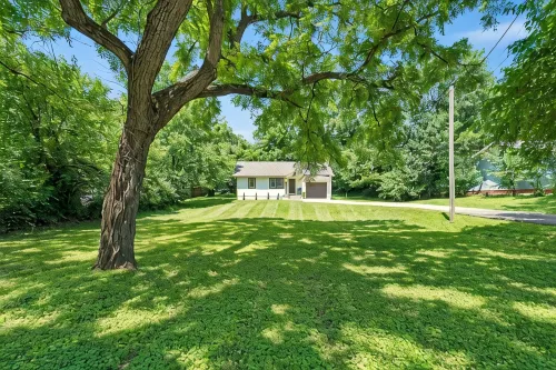 Cozy&Quiet Modern Retreat Near Hwy 65 & Cherry St - 民泊