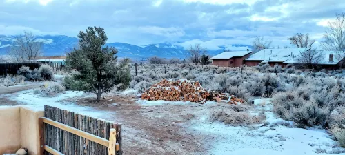 Entire home with privacy and views 10 mins to town 25mins to ski area - 4-Star