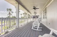 Halifax Riverfront Oasis - 8 Bedrooms - Homestays