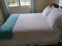 Spacious 5-bedroom house in tranquil Montego Bay with AC, WiFi - 2 ดาว
