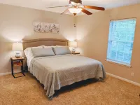Little Getaway Paradise on the Golf Course w/Resort Amenities! - 3-Star