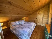 The Hayloft Sky cabin - balcony