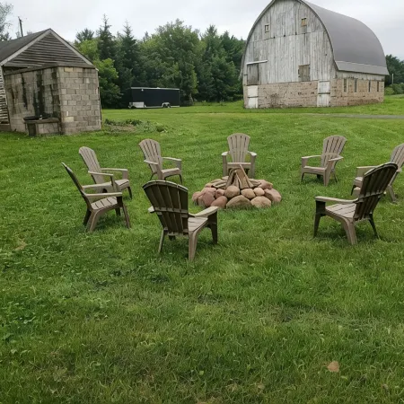 Cozy country charm with a convenient location