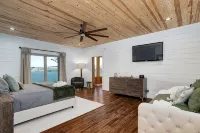 "LAKEVIEW": No Steps, Hot Tub, Boat/Swim Dock, Elevator - Balkoner