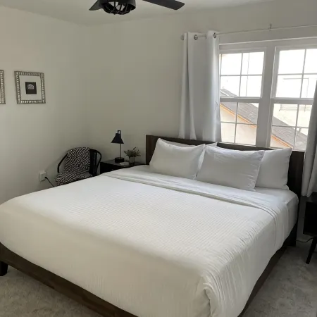 Best Location in Gilbert - Heated/Cooled Pool, 4 Bedroom 'Plus Top Rated!