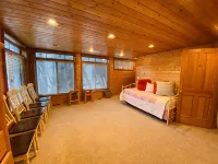 'Spectacular' 4 Bedroom, 3 Bath, Sundance Mt. Home, Central A/C - 샬레 호텔