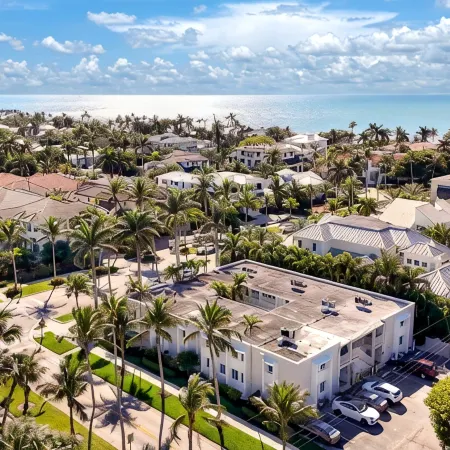 5th Ave Beach Club 1 Bedroom condo 1.5 Blocks from the Beach! Perfect Location!
