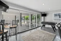Luxury Coastal Home • Badges • Parking • - 4-Star