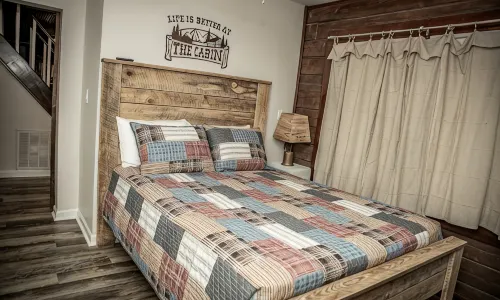 Log Cabin at Sardis Lake - Chalets