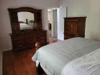 Peaceful creek side getaway nestled in the Blue Ridge Mountains - 3-Star