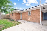 Sweet Home II - 10 minutes to NRG stadium! - Private Pools