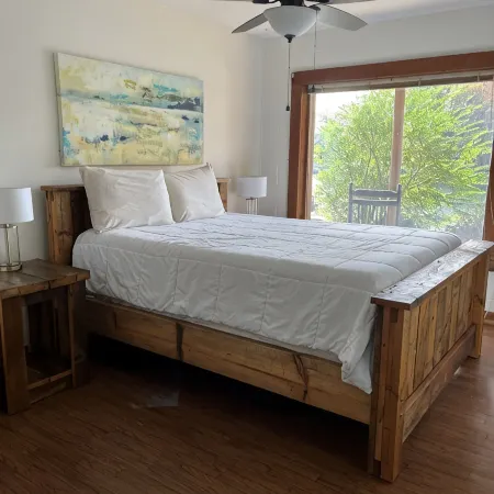 Stenson Hollow Lake Condo