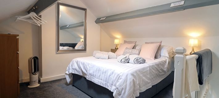 Bijou House Perfect for 2 people, no pets. Hotels in Dolgellau
