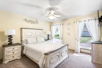 Lake Ray Hubbard - Luxury Lakeside Home Located in Chandler's Landing - Rockwall - Jacuzzi